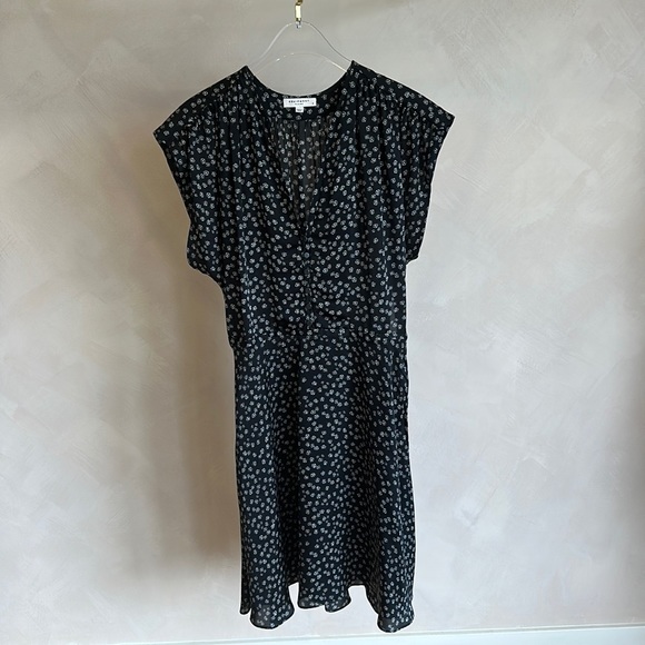 Equipment Floral Dress - Picture 2 of 8